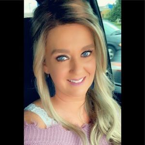 Meet your Posher, Kelley